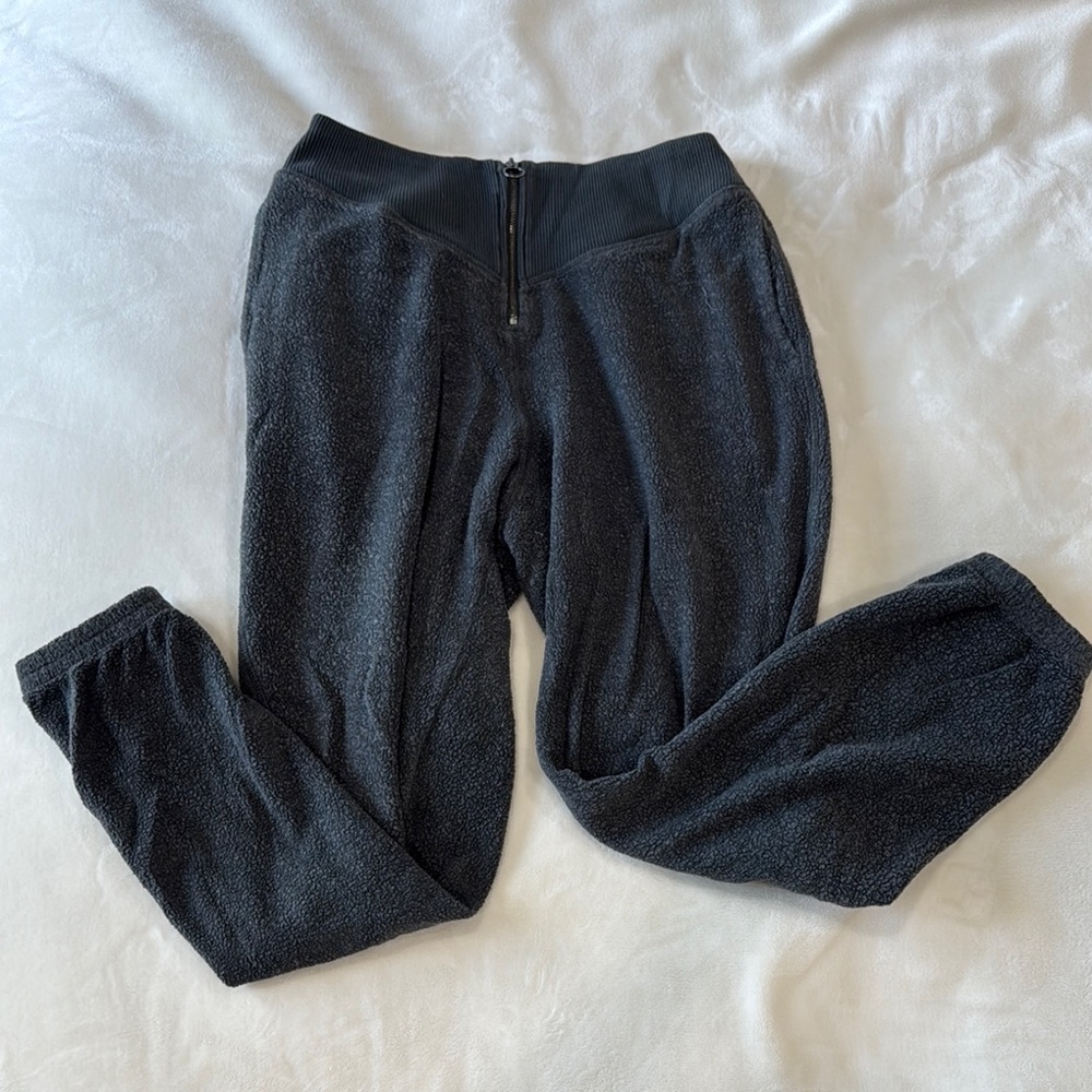 Aerie Gray joggers